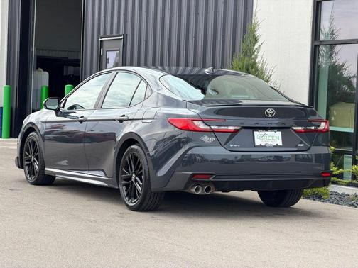 Underground 2025 Toyota Camry SE