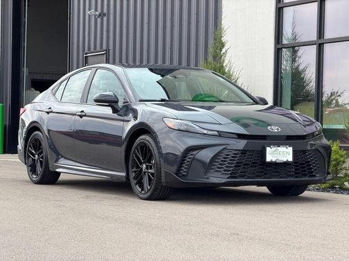 Underground 2025 Toyota Camry SE