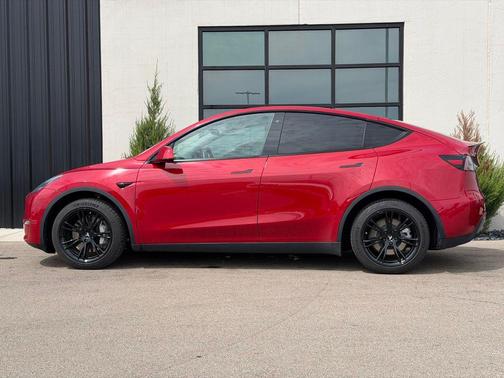Red Multi-Coat 2020 Tesla Model Y Long Range Dual Motor All-Wheel Drive