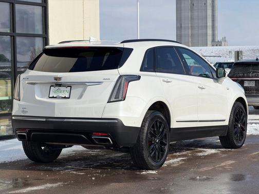 2023 Cadillac XT5 Sport