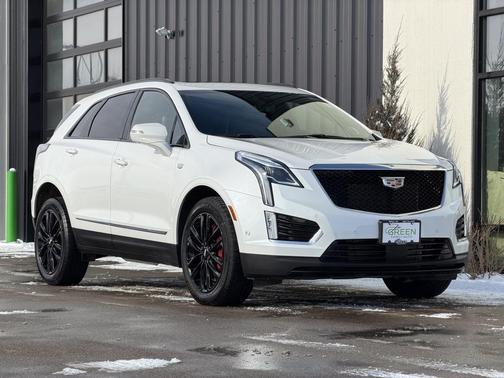 2023 Cadillac XT5 Sport