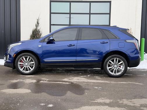 2023 Cadillac XT5 Sport