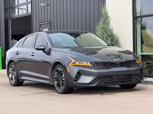 Gravity Gray 2022 Kia K5 EX