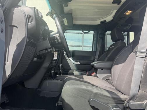 2014 Jeep Wrangler Unlimited Rubicon