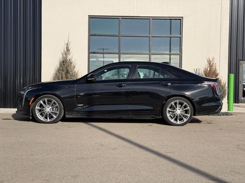 2022 Cadillac CT4-V V-Series