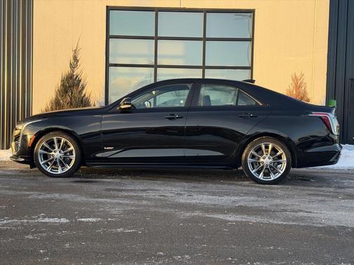 2022 Cadillac CT4-V V-Series