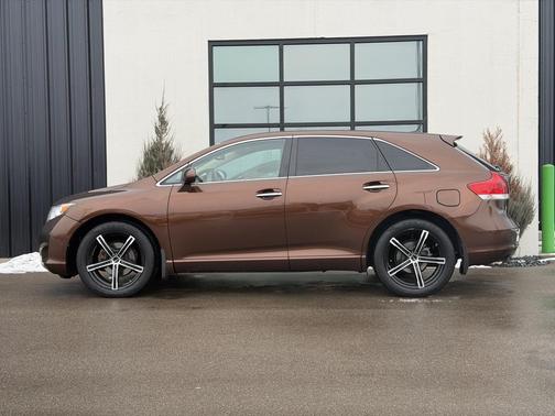 2010 Toyota Venza Base