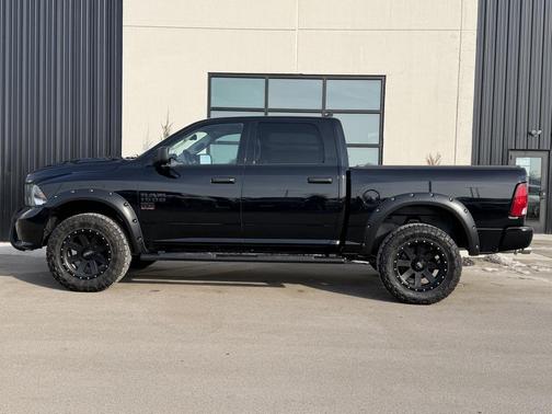 2022 RAM 1500 Classic Express