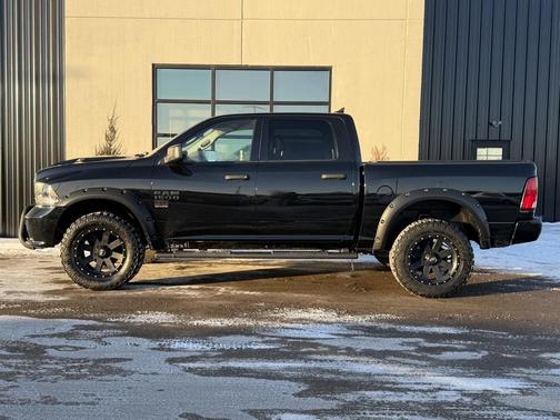 2022 RAM 1500 Classic Express