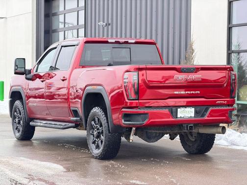 2024 GMC Sierra 2500 AT4