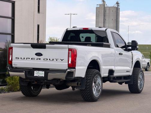 Oxford White 2024 Ford F-350 XL