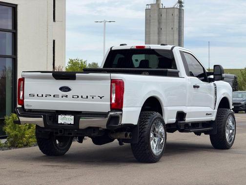 Oxford White 2024 Ford F-350 XL