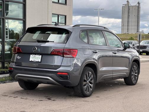 2022 Volkswagen Taos 1.5T S