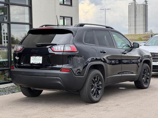 2023 Jeep Cherokee Altitude