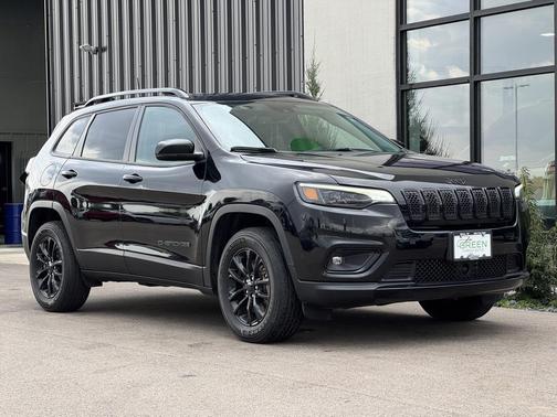 2023 Jeep Cherokee Altitude