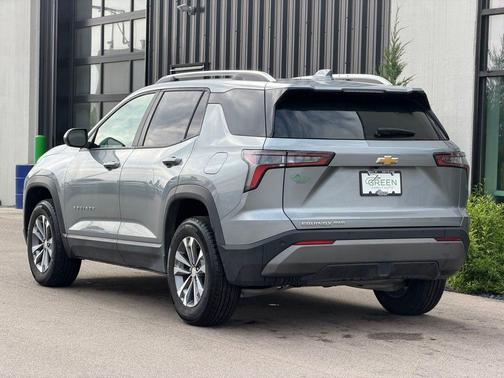 Sterling Gray Metallic 2025 Chevrolet Equinox 1LT