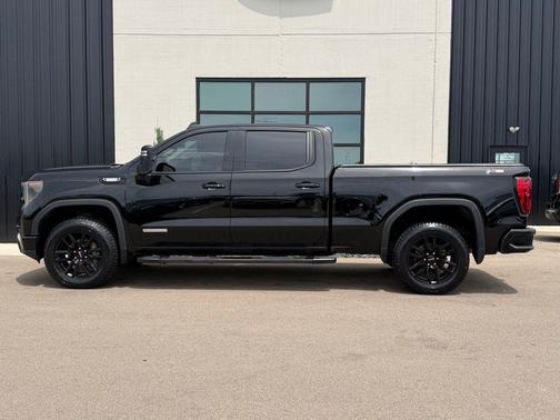 Onyx Black 2024 GMC Sierra 1500 Elevation