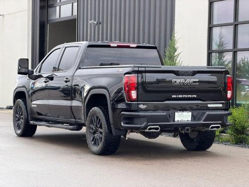 Onyx Black 2024 GMC Sierra 1500 Elevation