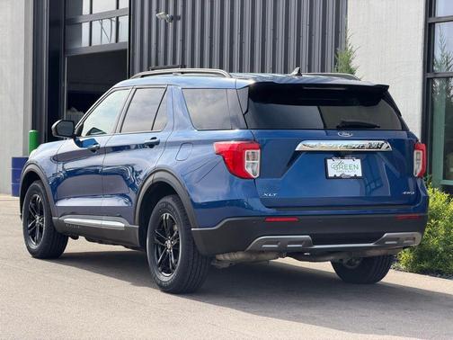 Blue Metallic 2023 Ford Explorer XLT