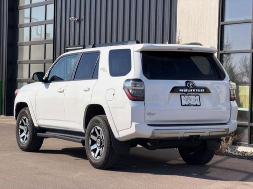 2024 Toyota 4Runner TRD Off Road