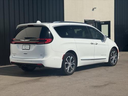 2021 Chrysler Pacifica L