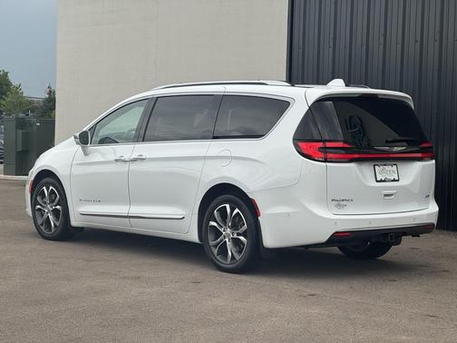 2021 Chrysler Pacifica L