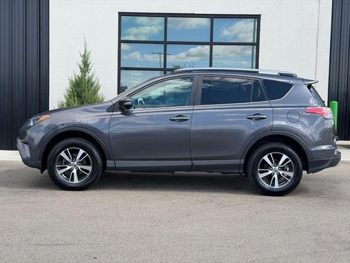 Magnetic Gray Metallic 2017 Toyota RAV4 XLE