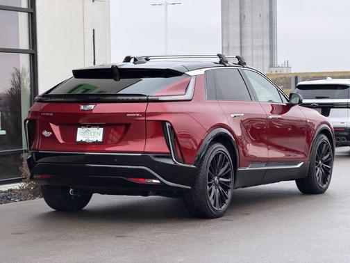 2025 Cadillac LYRIQ Luxury