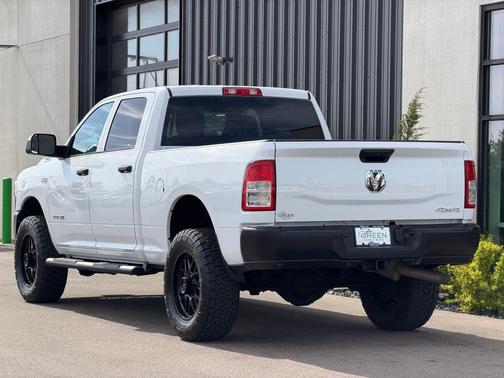 Bright White Clearcoat 2022 RAM 2500 Tradesman Crew Cab 4x4 6'4' Box