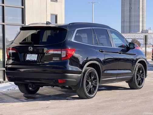 2022 Honda Pilot AWD Special Edition