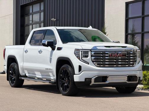 White 2023 GMC Sierra 1500 Denali