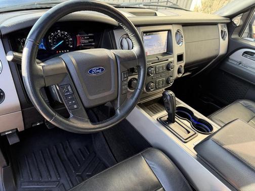 2017 Ford Expedition XLT