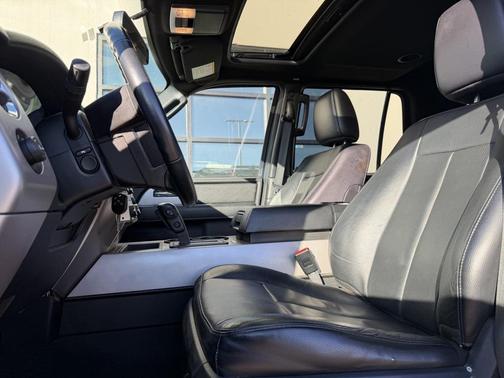 2017 Ford Expedition XLT