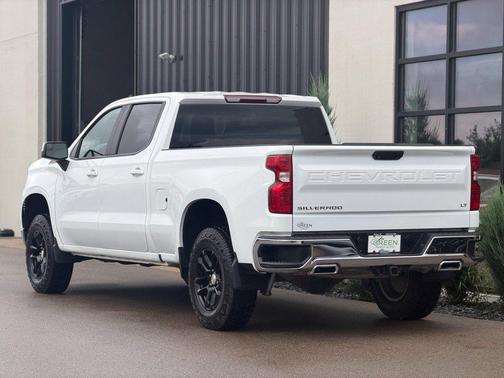 Summit White 2023 Chevrolet Silverado 1500 LT
