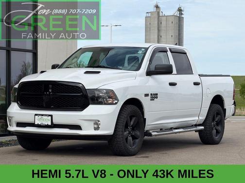 Bright White Clearcoat 2019 RAM 1500 Express