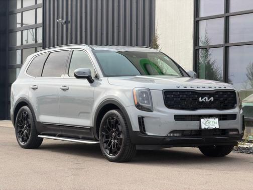 Wolf Gray 2022 Kia Telluride SX