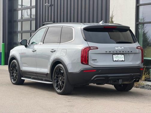 Wolf Gray 2022 Kia Telluride SX