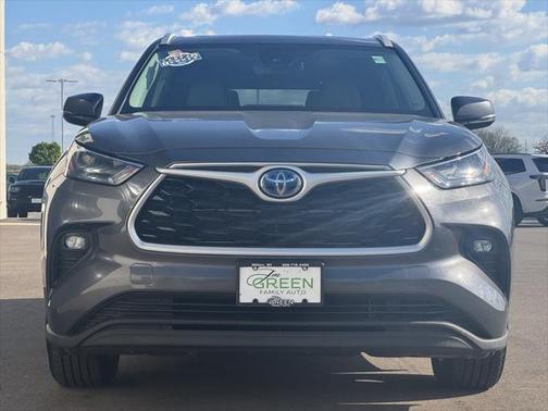 2023 Toyota Highlander Hybrid XLE