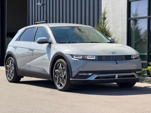 Cyber Gray 2024 Hyundai IONIQ 5 SEL