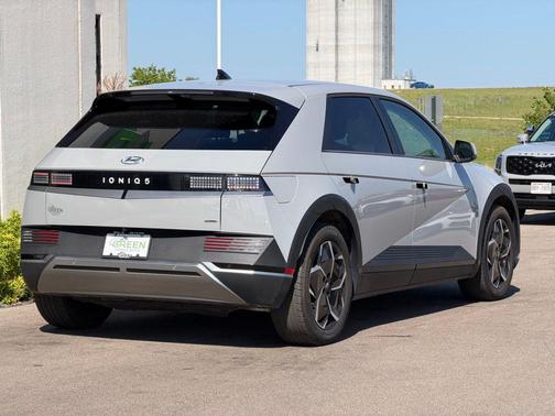 Cyber Gray 2024 Hyundai IONIQ 5 SEL