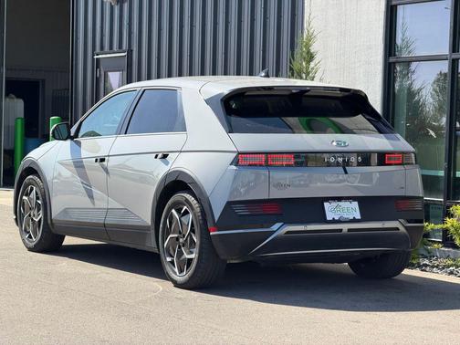 Cyber Gray 2024 Hyundai IONIQ 5 SEL