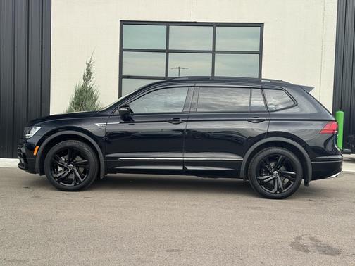 2021 Volkswagen Tiguan 2.0T SE R-Line Black