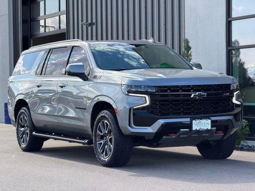 Gray 2024 Chevrolet Suburban Z71