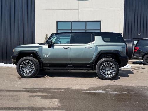 2024 GMC HUMMER EV SUV 3X