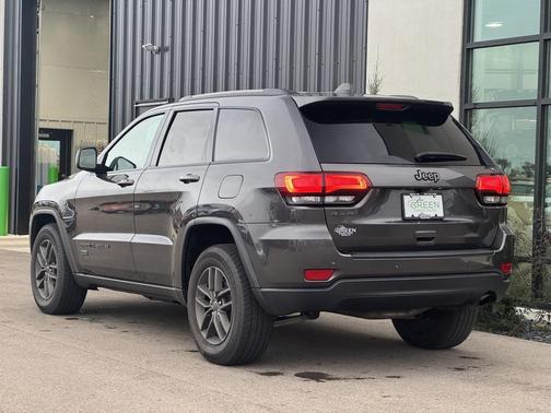 2016 Jeep Grand Cherokee 75th Anniversary