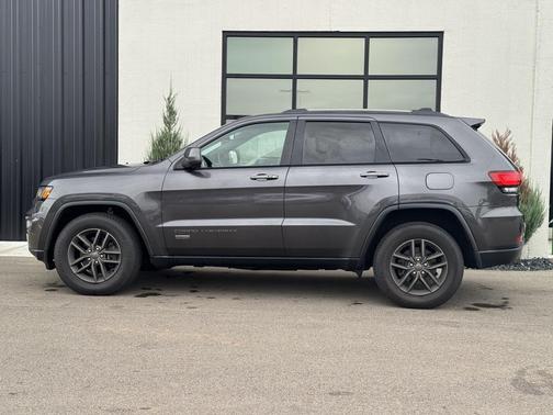2016 Jeep Grand Cherokee 75th Anniversary