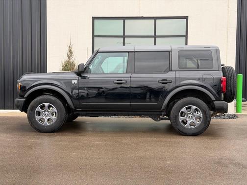 Shadow Black 2025 Ford Bronco Big Bend