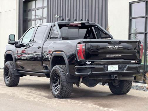 2024 GMC Sierra 2500 AT4