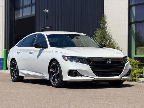 Platinum White Pearl 2021 Honda Accord Sport 1.5T