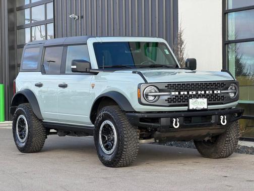 2023 Ford Bronco Badlands